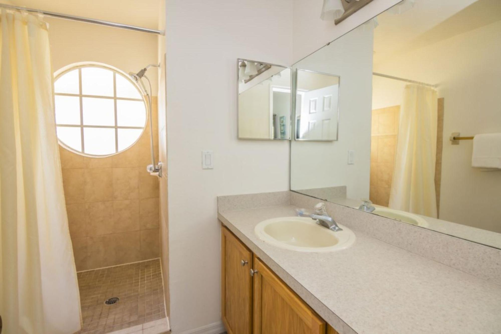 Mystical Laguna Bay Condo * Kissimmee